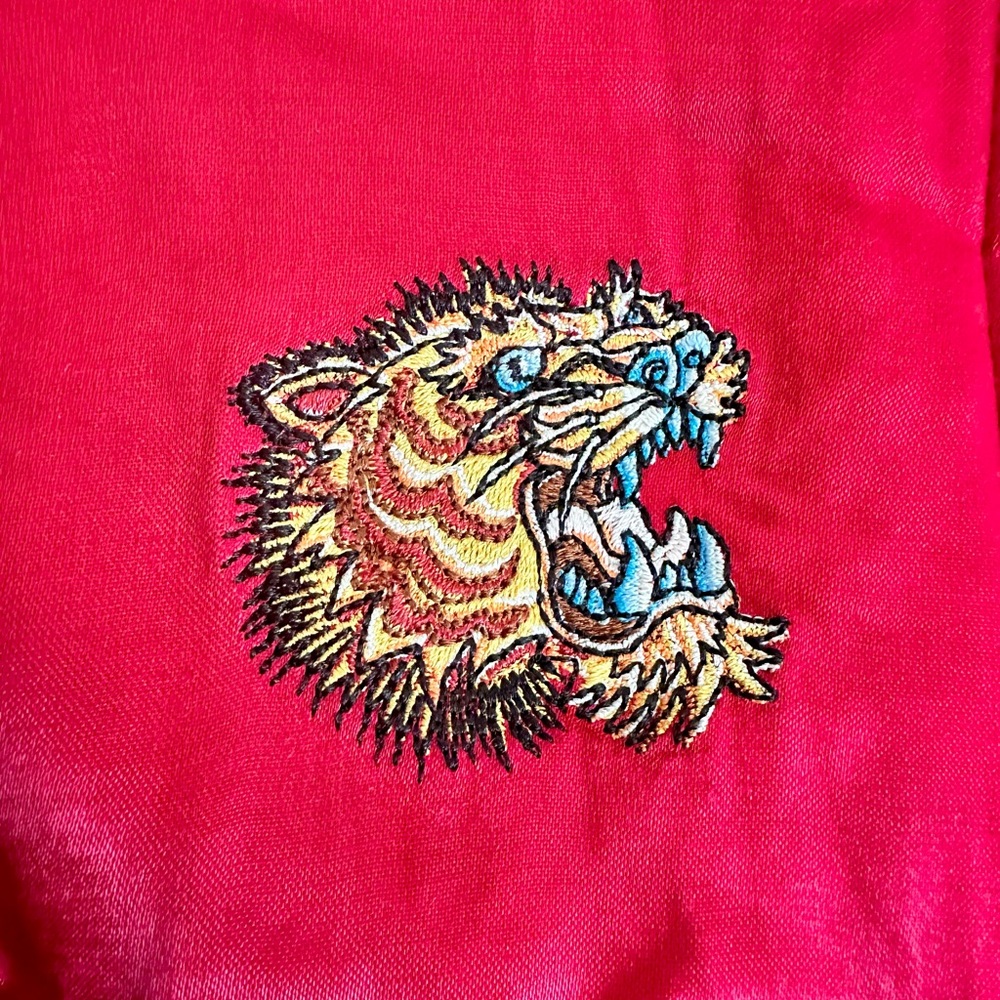 TOKYO DENIM BANK Satin Tiger Bomber Jacket Size Small - Picture 4 of 11